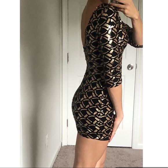 Black and gold sequin mini dress - Picture 2 of 2